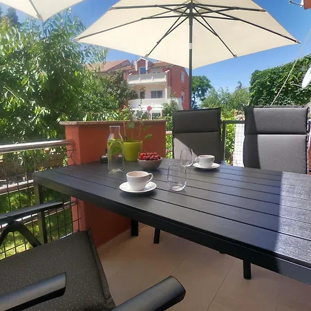 Apartment Cherry Garden Zadar
